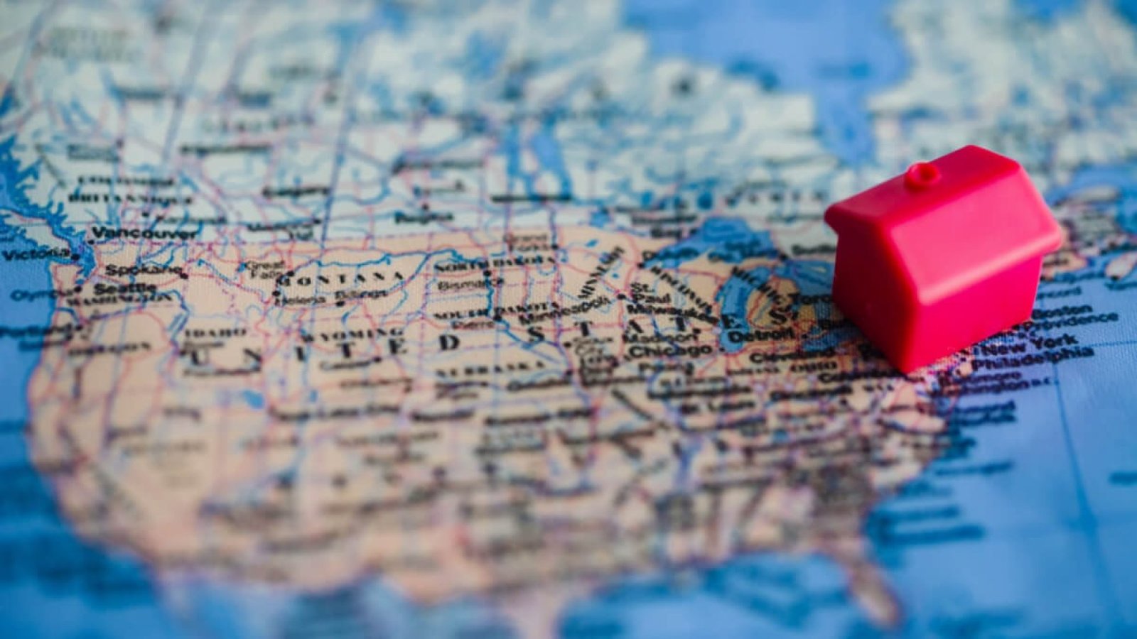 Buying Property in the U.S. as a Canadian