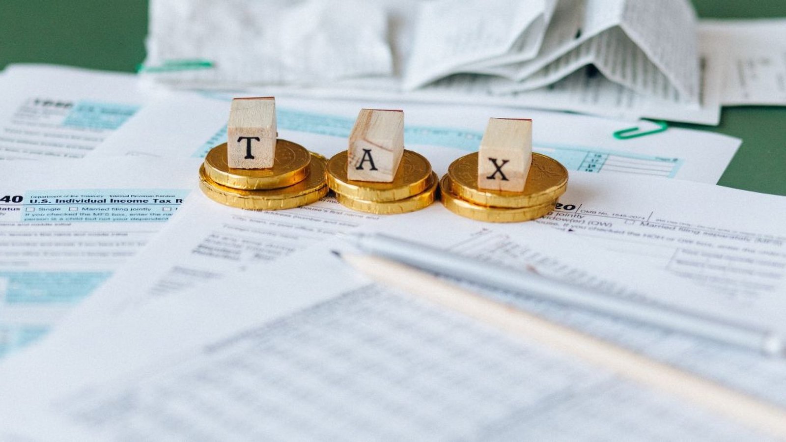 Filing US Tax Return From Canada